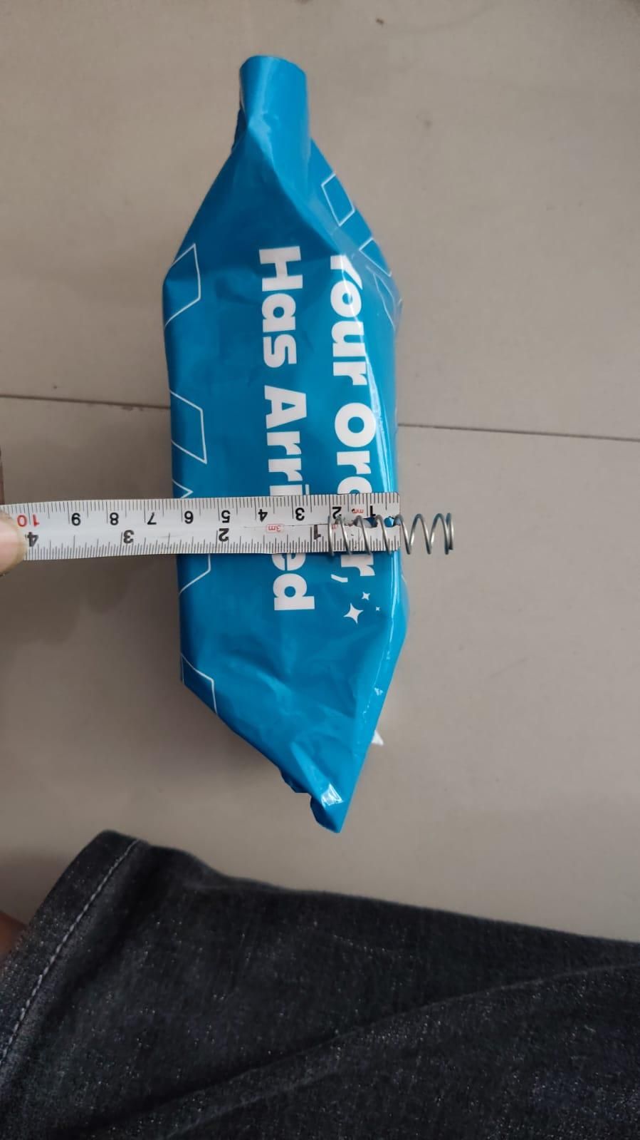 Retro Mini Cassette Speaker Keychain . A tiny speaker with an old-school vibe you’ll fall in love with.